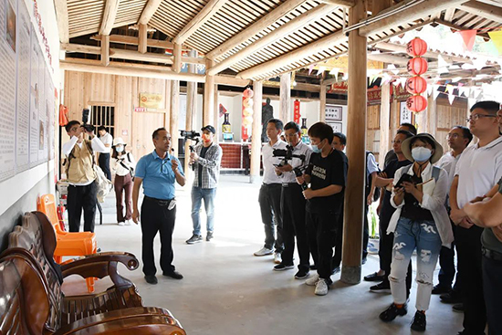 13 振興茶產業 媒體來助力 廈門市安溪商會組織媒體記者走進安溪茶鄉918.png